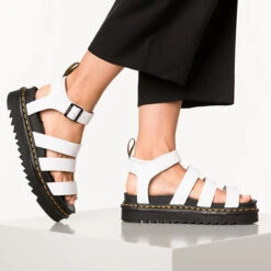 Dr. Martens Blaire Riemchensandalen - Weiß 11 Dr. Martens Blaire Riemchensandalen - Weiß -Mode-Sandalen-Shop 13761505 03