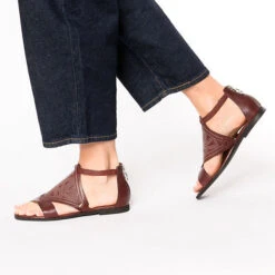 J&F Riemchensandalen -Mode-Sandalen-Shop 17914663 02