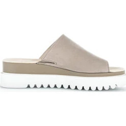 Gabor Plateau-Pantoletten 13 Gabor Plateau-Pantoletten -Mode-Sandalen-Shop 28363839 05