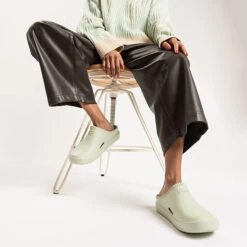 Hunter In/out Bloom Algae Foam Clog Clogs 10 Hunter In/out Bloom Algae Foam Clog Clogs -Mode-Sandalen-Shop 28981933 02