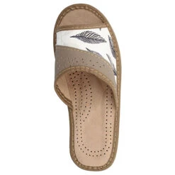 Karvia - Slipper - Aus Rindsleder - Mit Blattmuster 13 Karvia - Slipper - Aus Rindsleder - Mit Blattmuster -Mode-Sandalen-Shop 29548523 05